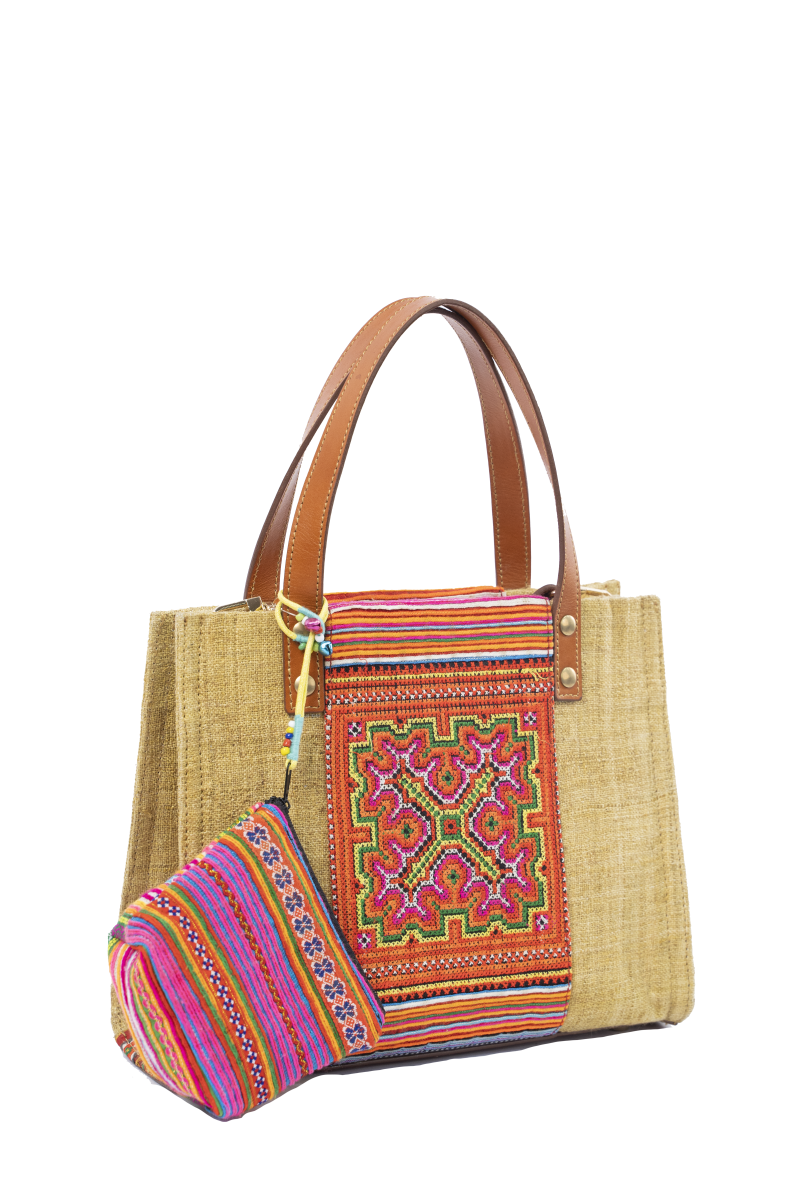 Sắc màu dân tộc